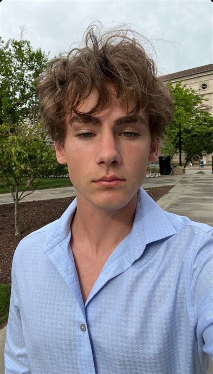 Brady Hepner- Wiki, Age, Height, Net Worth, Girlfriend, Ethnicity