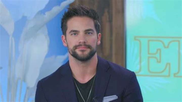 
Who is Brant Daugherty? Wiki, Age, Height, Net Worth, Wife, Career	