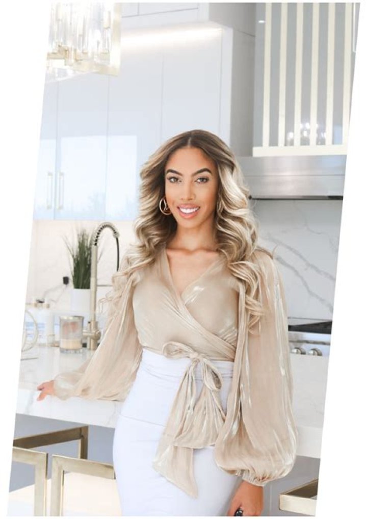 Brooke Ashley Hall- Net worth, Wiki, Age, Boyfriend, Height, Career