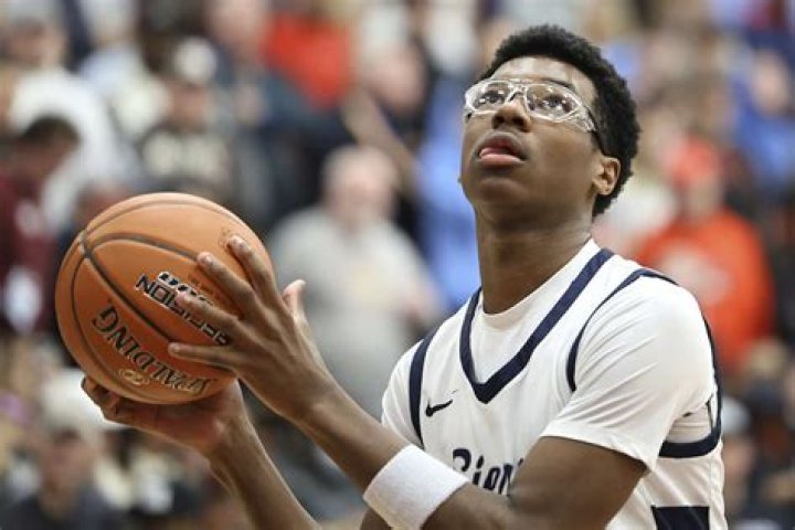 Bryce James- Age, Girlfriend, Height, Net Worth, Nationality