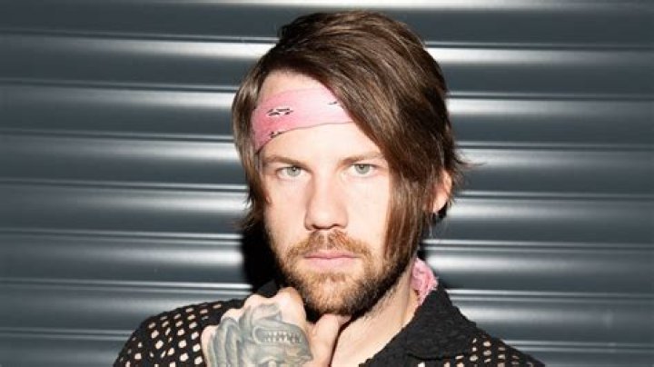 Caleb Shomo- Age, Bio, Net Worth, Girlfriend, Height, Ethnicity, Career