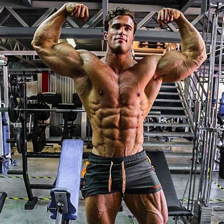 Calum Von Moger- Wiki, Age, Ethnicity, Girlfriend, Height, Net Worth, Career