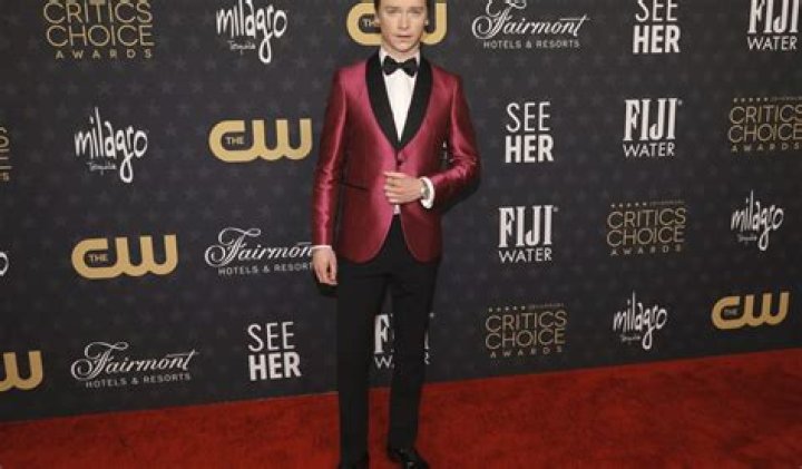 
Calum Worthy- Wiki, Age, Height, Net Worth, Girlfriend, Ethnicity	