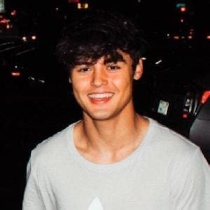 Camerin Kindle- Wiki, Age, Height, Net Worth, Girlfriend, Ethnicity