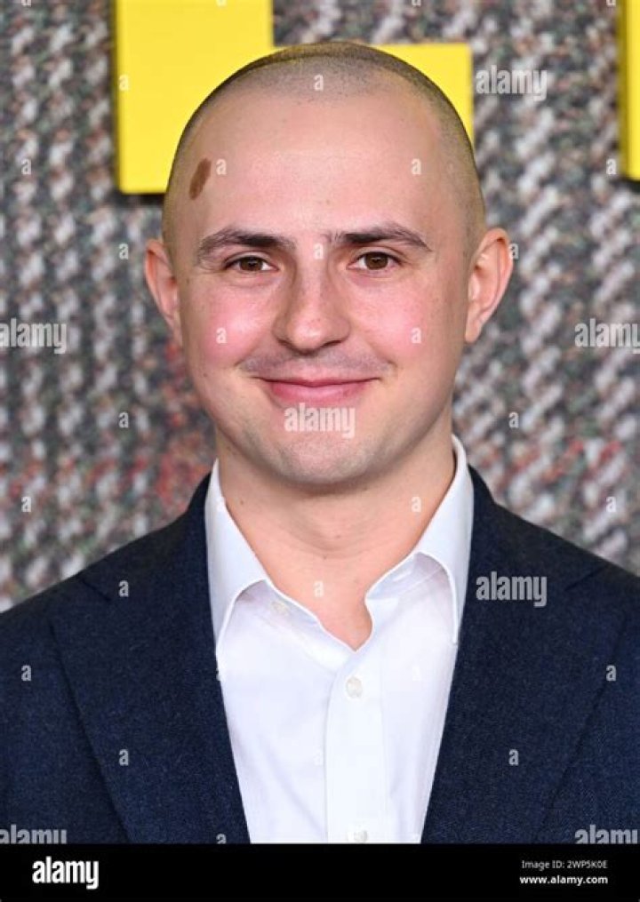 Cameron Cook- Age, Height, Net Worth, Girlfriend, Career, Nationality