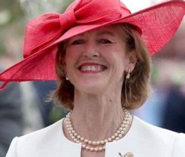 
Candida Mary Sibyl Leslie Husband, Love Life, Married, Net Worth	