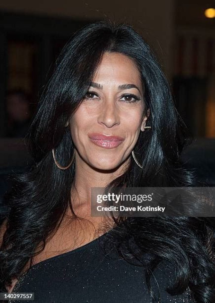 Carla Facciolo- Wiki, Age, Height, Net Worth, Husband, Ethnicity