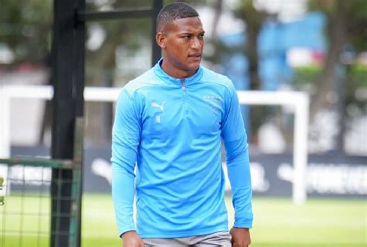 Carlos Gruezo- Wiki, Age, Height, Net Worth, Girlfriend, Ethnicity