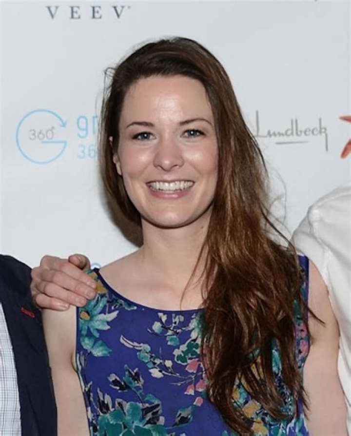 Everything You Need to Know About Carly Ritter (Actress & Singer)