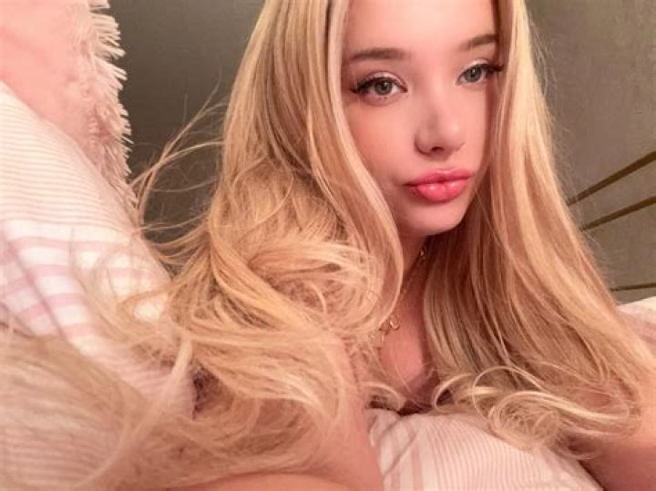 Carmen King- Age, Height, Net Worth, Boyfriend, Career, Nationality