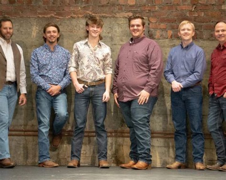 Carson Peters- Net Worth, Bio, Age, Dating, Height, Weight, Career