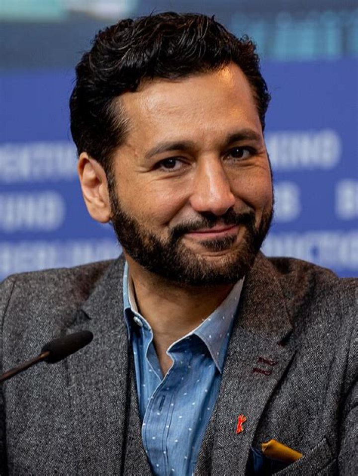 Cas Anvar- Wiki, Age, Height, Net Worth, Girlfriend, Ethnicity