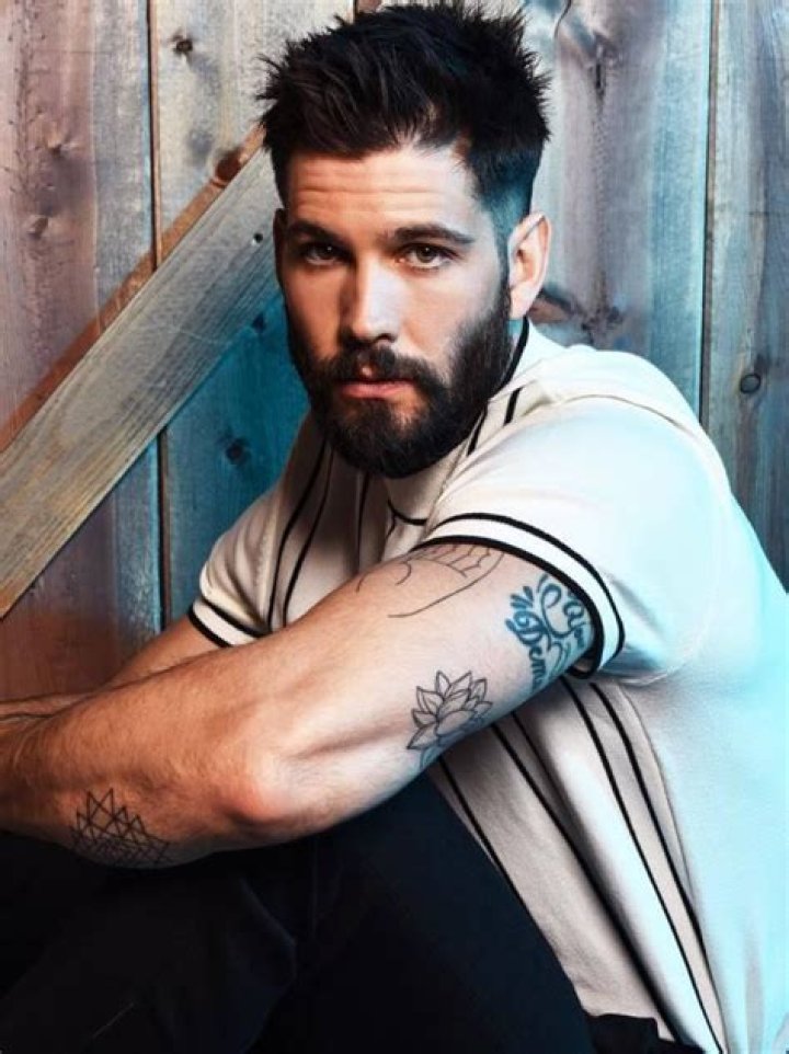 
Casey Deidrick- Wiki, Age, Height, Net Worth, Girlfriend, Ethnicity	