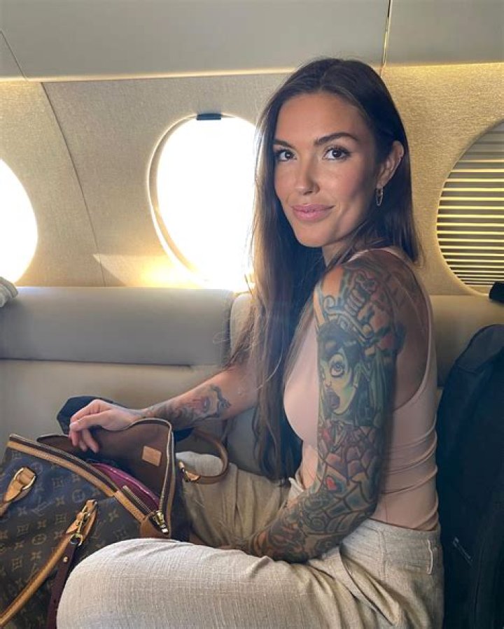 Casey Loza- Wiki, Age, Height, Net Worth, Husband, Ethnicity