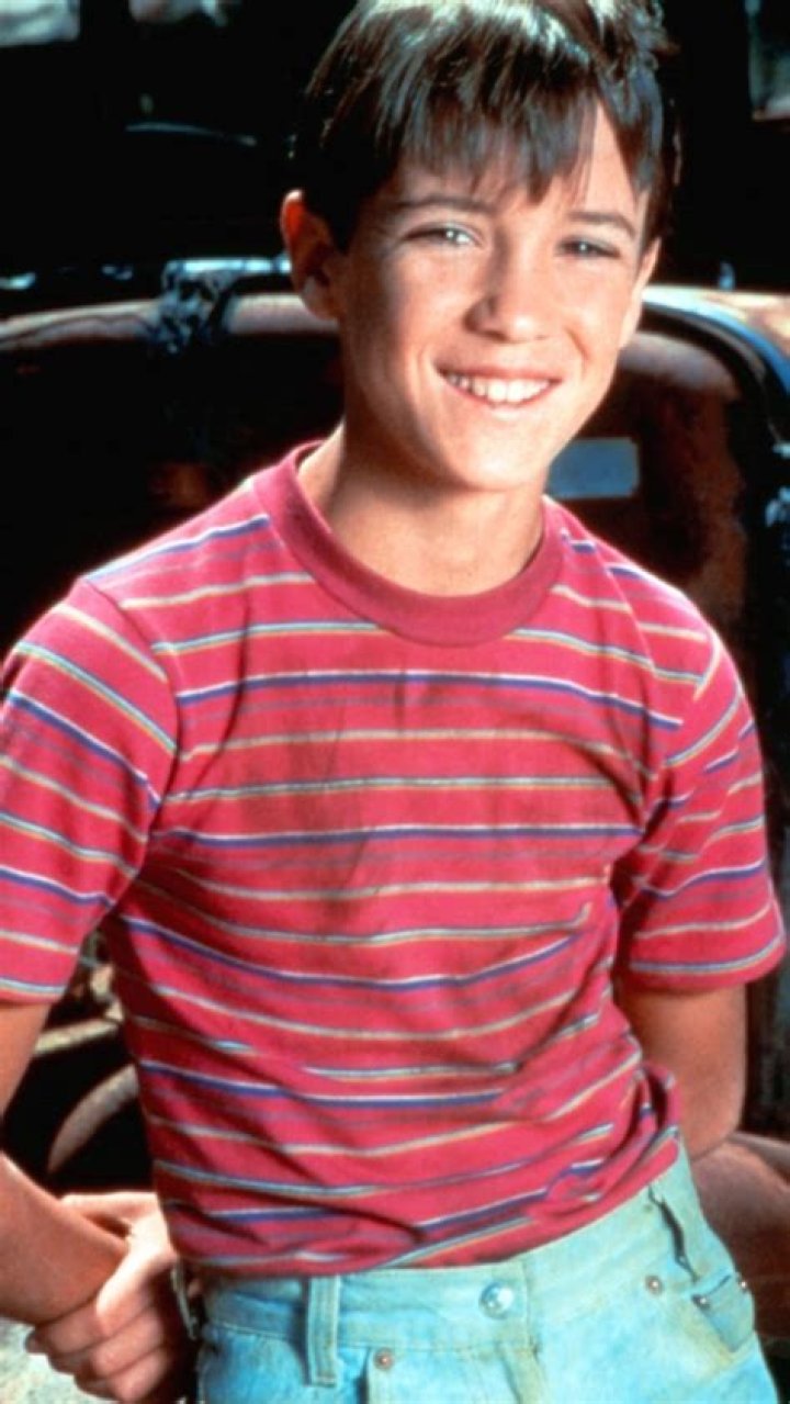 Casey Siemaszko- Wiki, Age, Height, Net Worth, Girlfriend, Ethnicity