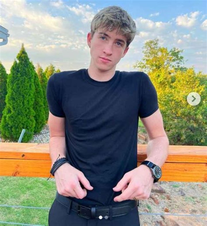 Cash Baker- Wiki, Biography, Age, Height, Net Worth, Wife