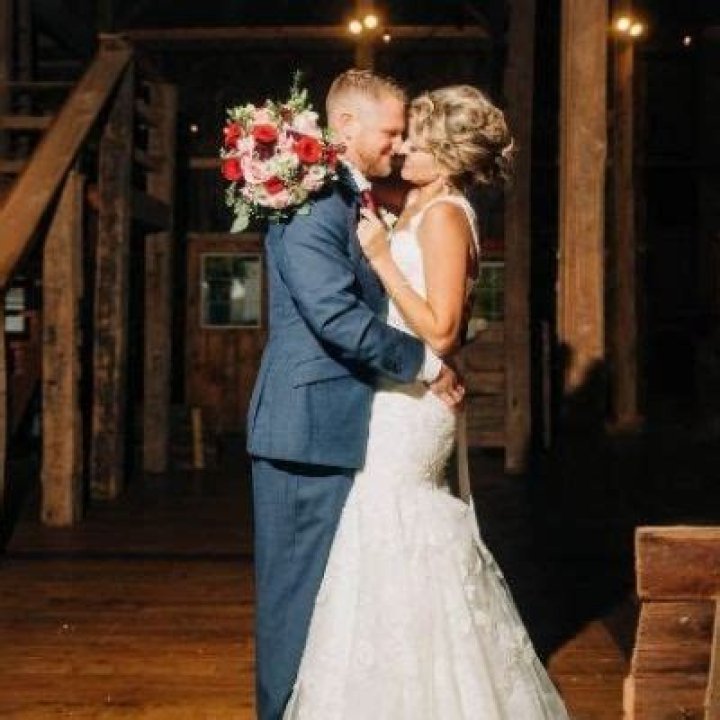 Cassandra Wain- All About The Ex-Wife Dakota Meyer