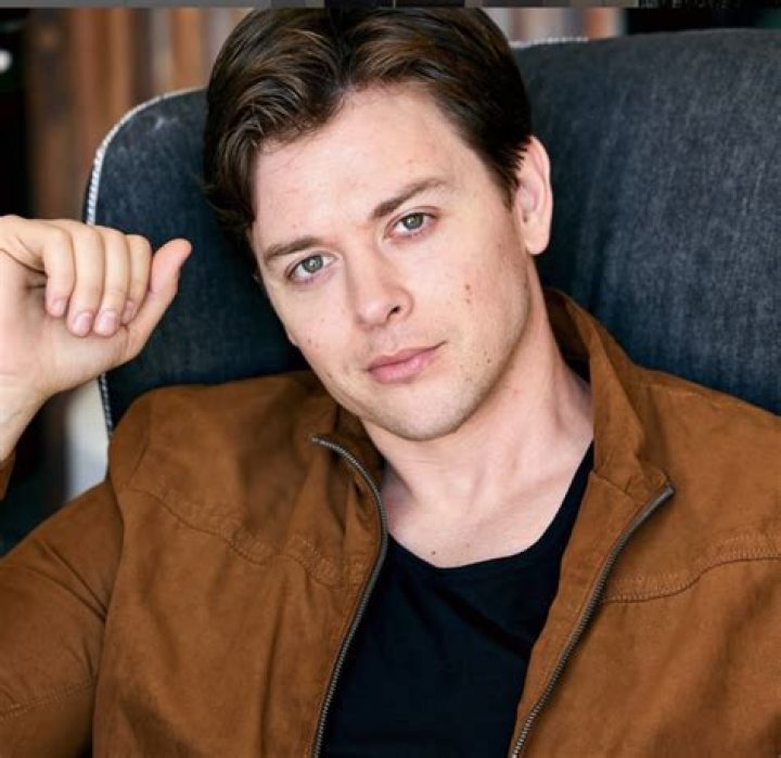 Chad Duell- Bio, Height, Age, Net Worth, Wife, Marriage