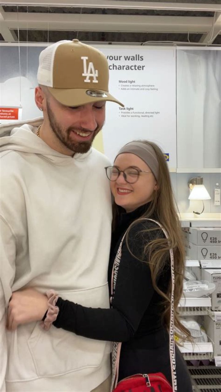 Channa Blanchette- Age, Net Worth, Height, Husband, Nationality