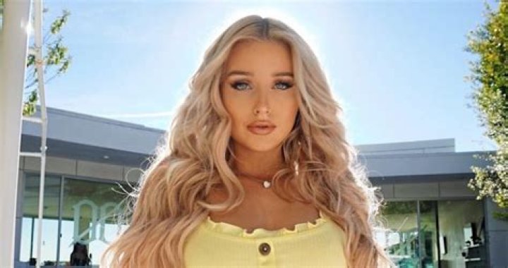 Charlotte Parkes- Age, Boyfriend, Height, Net Worth, Career, Nationality