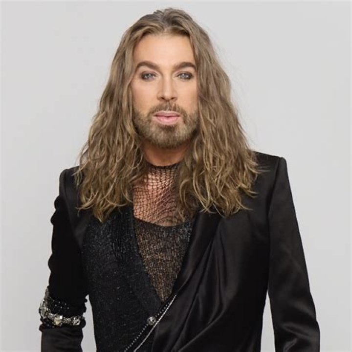 Chaz Dean- Wiki, Age, Height, Net Worth, Girlfriend, Ethnicity