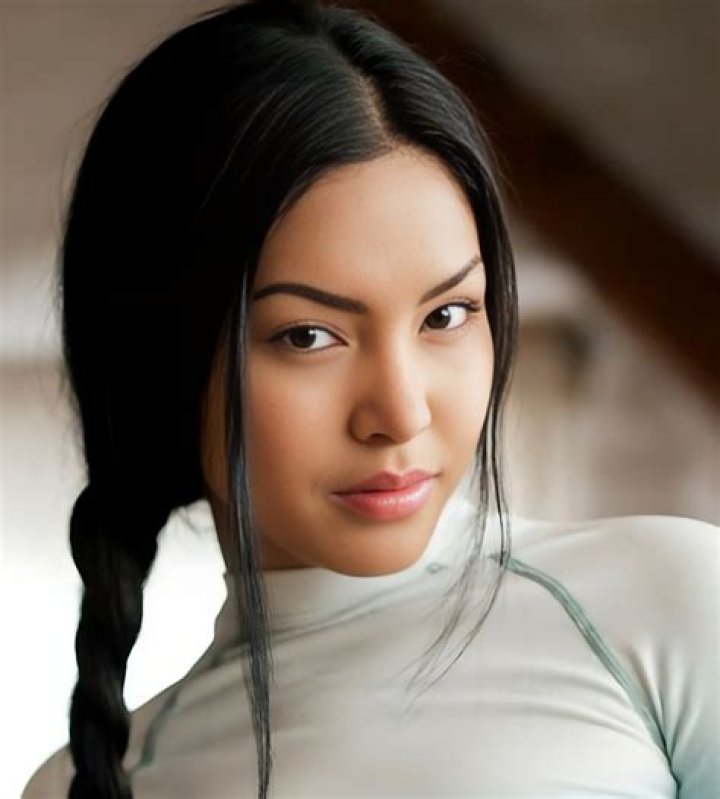 Chloe Rose- Age, Boyfriend, Height, Net Worth, Career, Nationality