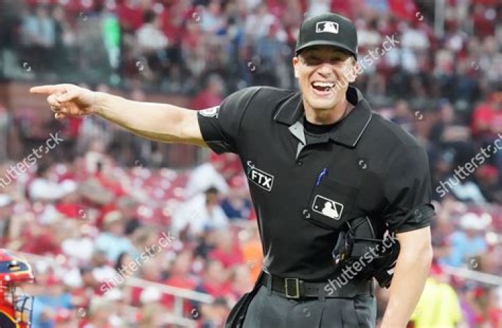 Chris Segal- Wiki, Age, Height, Net Worth, Girlfriend, Ethnicity