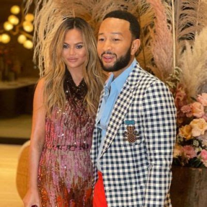 Chrissy Teigen Dropped A Hint That She Would Pursue Surrogacy