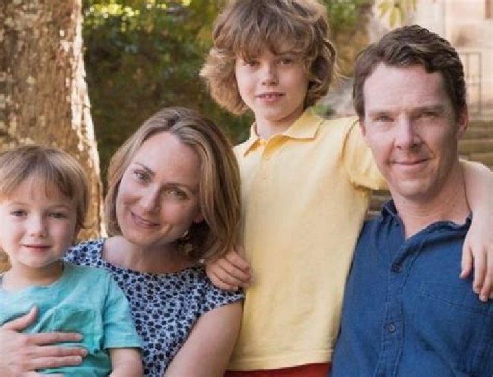 Christopher Carlton Cumberbatch- Wiki, Age, Siblings, Parents, Net Worth, Career (Biographygist)