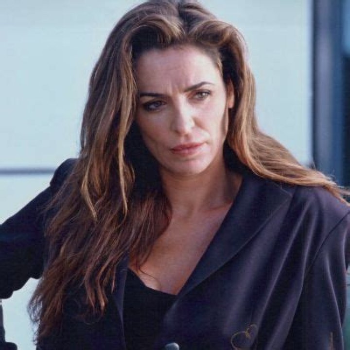 Claire Stansfield- Wiki, Age, Height, Net Worth, Husband, Ethnicity