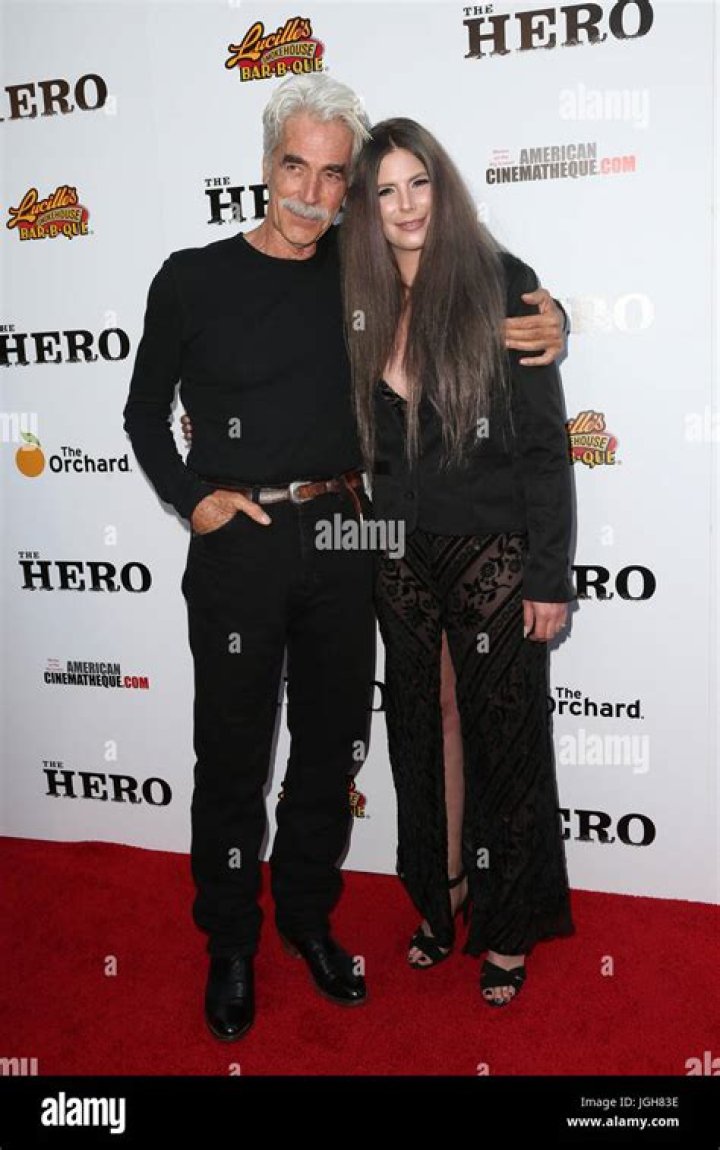 Cleo Cole- Net Worth, Bio, Age, Boyfriend, Height, Nationality, Career