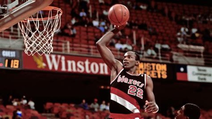 Clyde Drexler- Wiki, Age, Height, Wife, Net Worth, Ethnicity