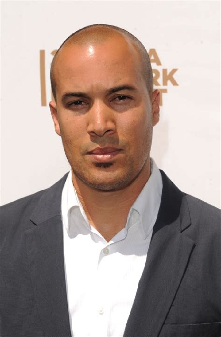 Coby Bell- Wiki, Age, Height, Net Worth, Wife, Ethnicity