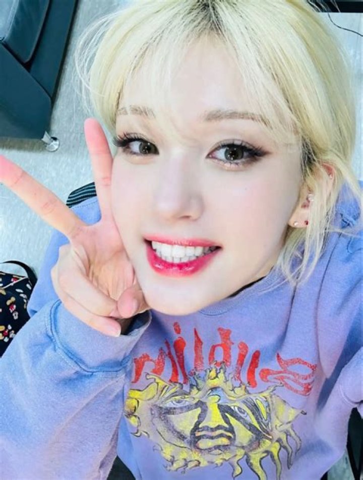 Converse Chose Jeon Somi As The New Brand Ambassador In Korea