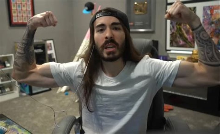 cr1tikal- Age, Net Worth, Height, Girlfriend, Career, Ethnicity