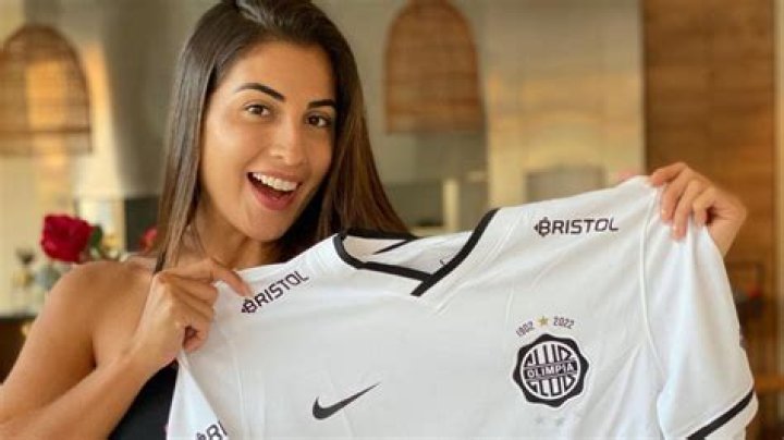 Cristina Vita Aranda- Net Worth, Wiki, Age, Ethnicity, Boyfriend, Height