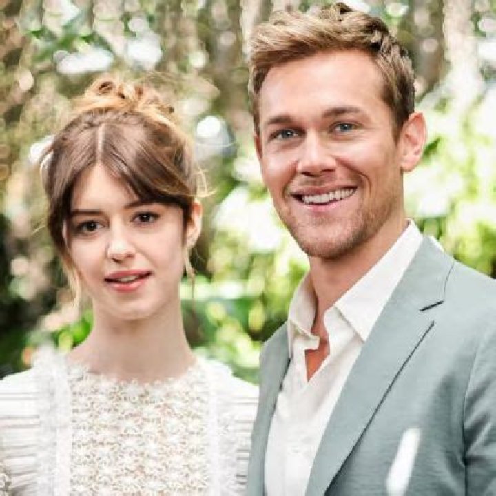 Daisy Edgar Jones Stated That She Prioritized Her Career Above Her Relationship