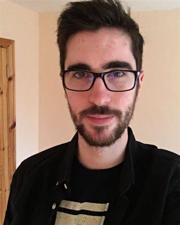 Daithi De Nogla- Age, Height, Net Worth, Girlfriend, Career, Nationality