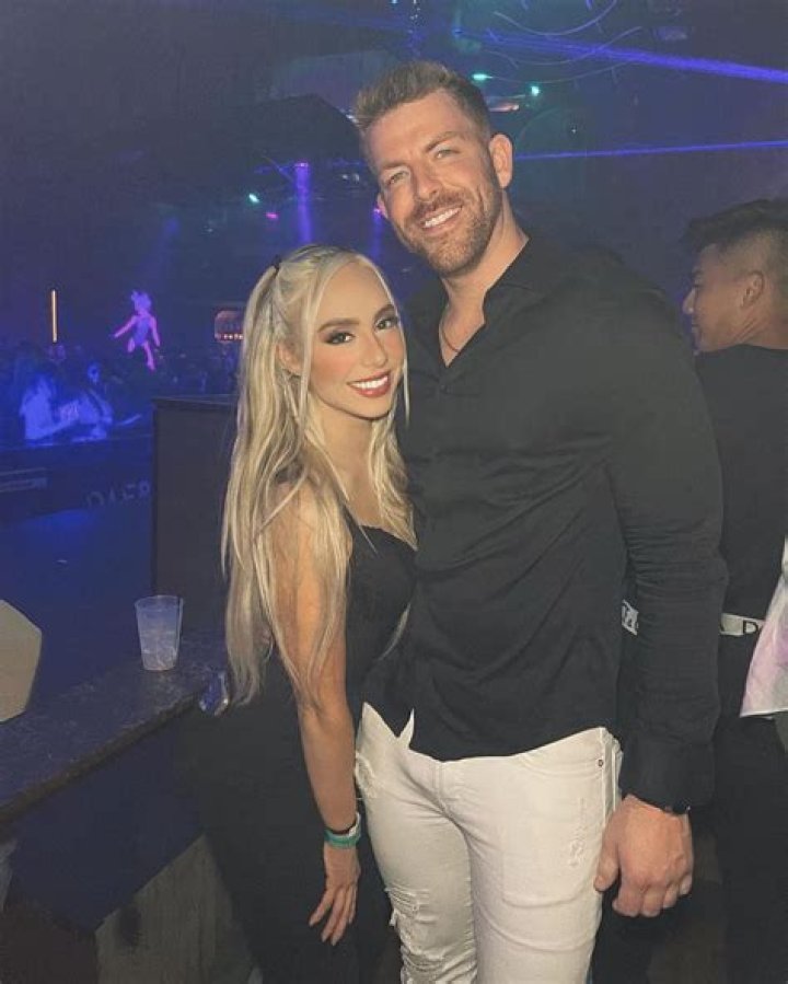 Damian Powers- Wiki, Age, Ethnicity, Girlfriend, Height, Net Worth, Career