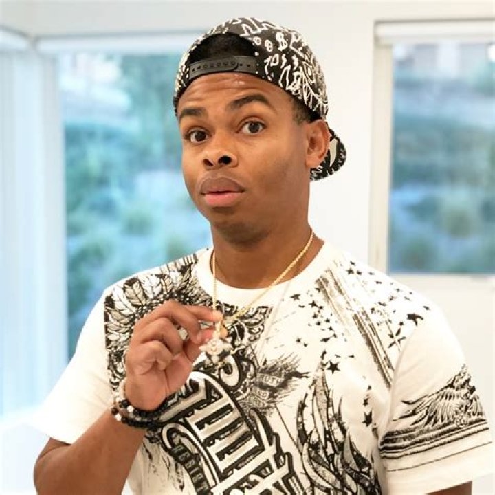 DangMattSmith- Biography, Age, Height, Girlfriend, Net Worth