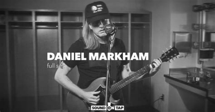 Daniel Markham- Bio, Age, Wife, Net Worth, Height, Career