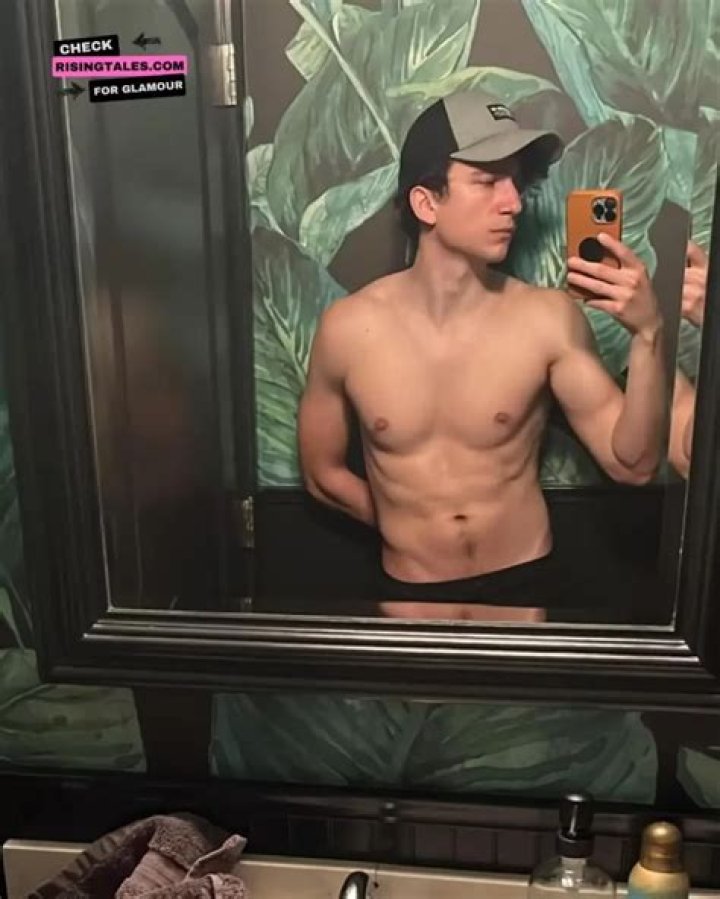 Daniel Thrasher- Wiki, Biography, Age, Height, Net Worth, Girlfriend