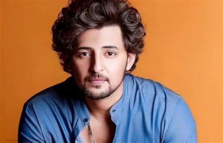 Darshan Raval- Wiki, Age, Net Worth, Girlfriend, Dating, Height