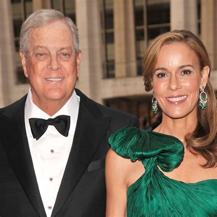 Who is David Koch? Wiki, Bio, Height, Net Worth, Wife, Marriage (Biographygist)