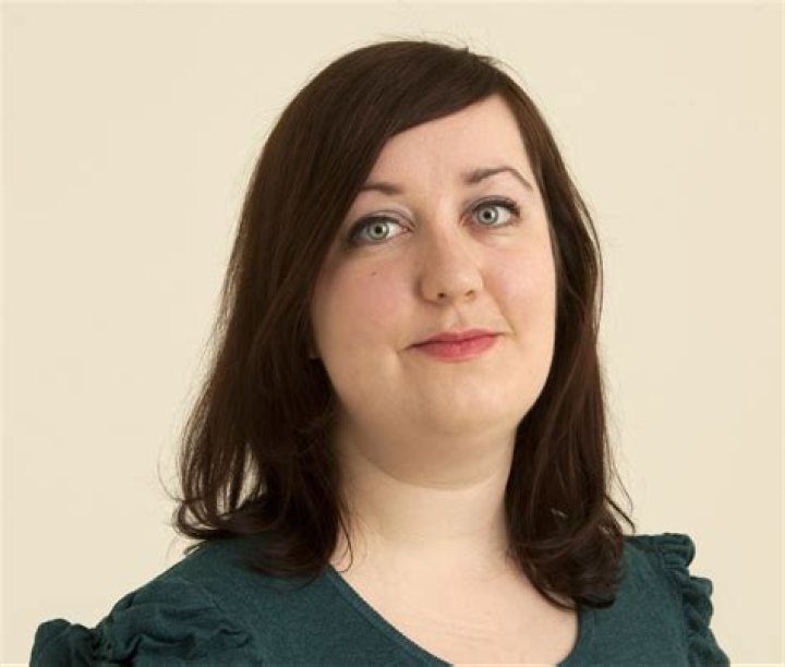 Dawn Foster- Net Worth, Bio, Age, Boyfriend, Dating, Height, Ethnicity