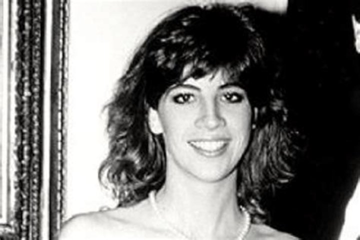 
Deborah Mays- Net Worth, Bio, Age, Height, Husband, Nationality, Career	