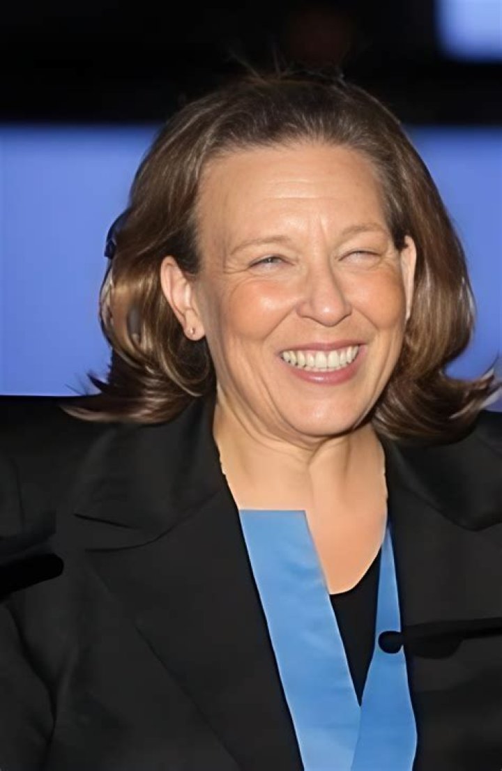 Delora Vincent- Net Worth, Bio, Age, Height, Weight, Career