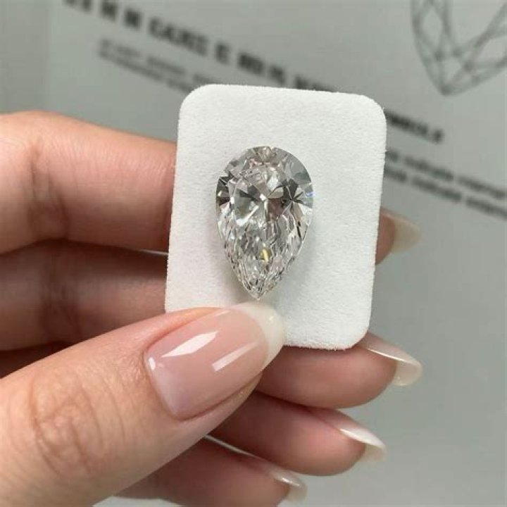 Diamond Brown- Bio, Age, Height, Net Worth, Boyfriend, Dating