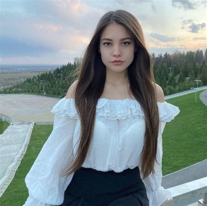 Dilara Zinatullina- Wiki, Age, Height, Net Worth, Husband, Ethnicity