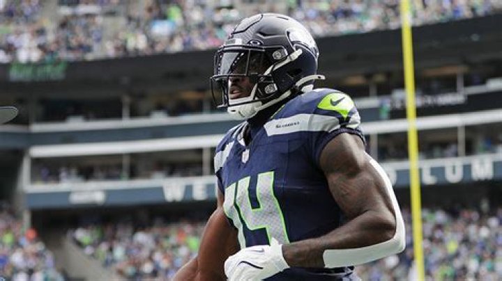 DK Metcalf- Bio, Age, Net Worth, Wife, Marriage, Height